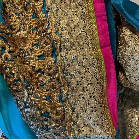 Floral 32 size Saree Set - Picture 3 of 16